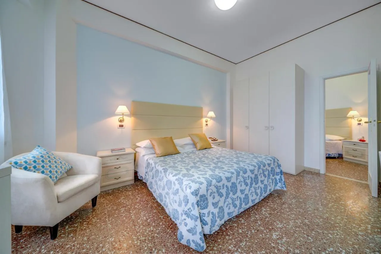 ***  Hotel Carlton Beach Rimini Italy