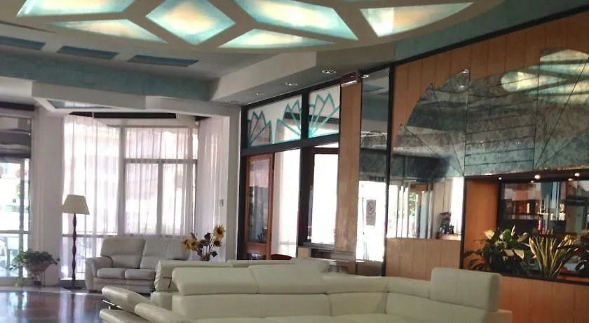 Hotel Carlton Beach Rimini