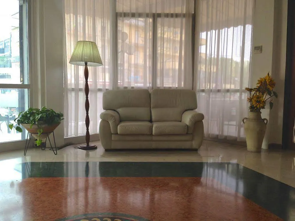 Hotel Carlton Beach Rimini